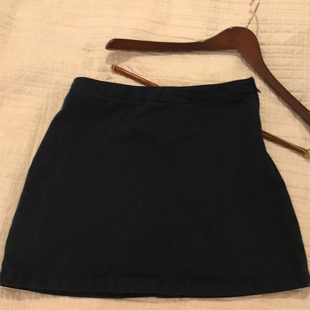 Land’s End girl’s uniform skirt in navy